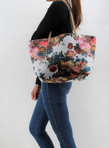 White Printed Shoulder Bag | Floral Pattern | Skin Straps | Faux Leather | Medium Size | Stylish/ Trendy Collection